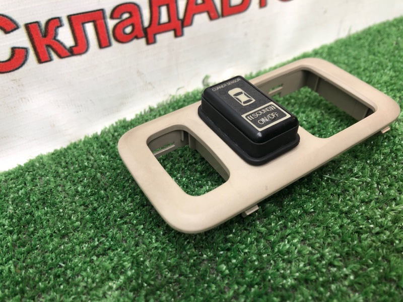 Консоль панели приборов MITSUBISHI COLT PLUS 2007 Z23W