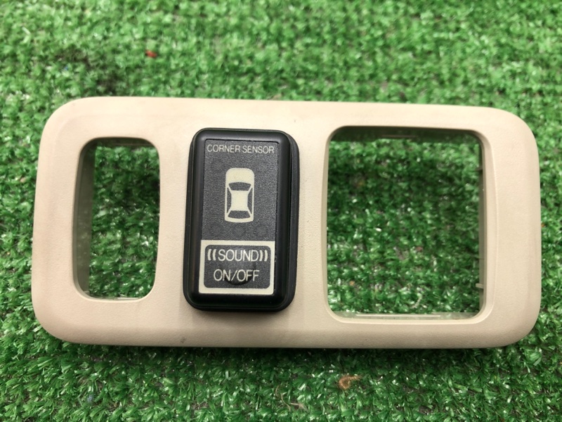 Консоль панели приборов MITSUBISHI COLT PLUS 2007 Z23W