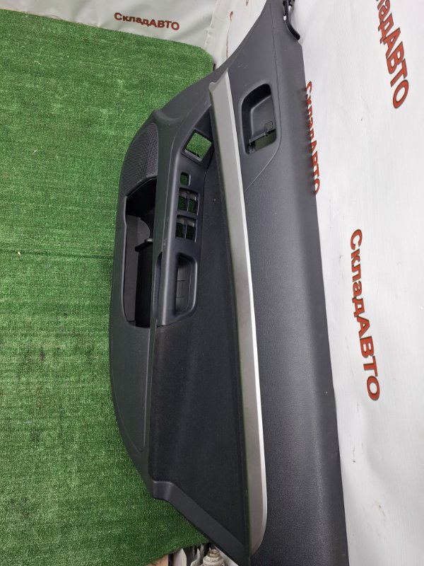 Обшивка двери MITSUBISHI Lancer 2009 CX4A