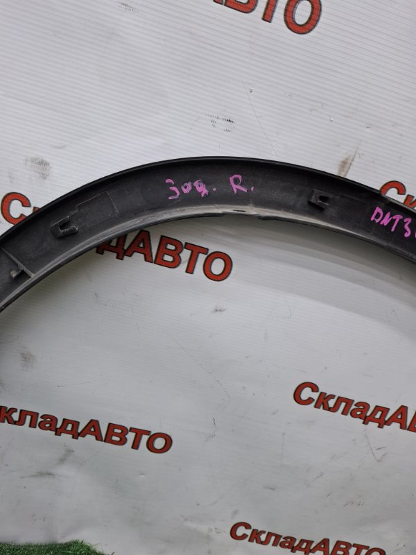Накладка арки крыла NISSAN X-TRAIL 2009 DNT31