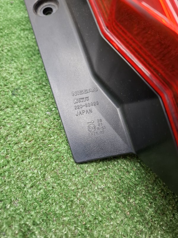 Фонарь в крыло NISSAN X-TRAIL 2009 DNT31