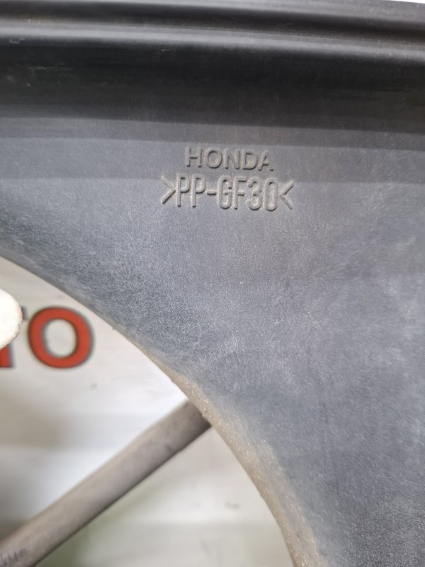 Диффузор вентилятора Honda StepWgn 2003 RF3