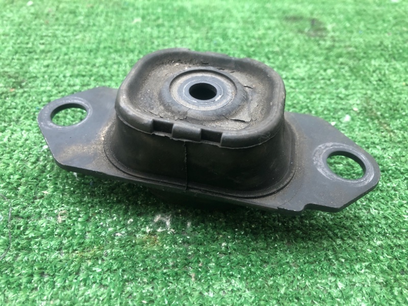 Подушка АКПП NISSAN March 2009 AK12