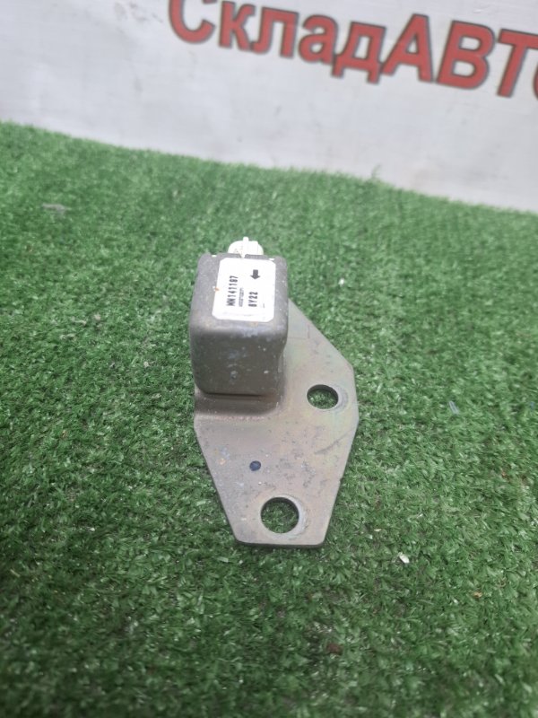 Датчик AirBag MITSUBISHI COLT PLUS 2007 Z23W
