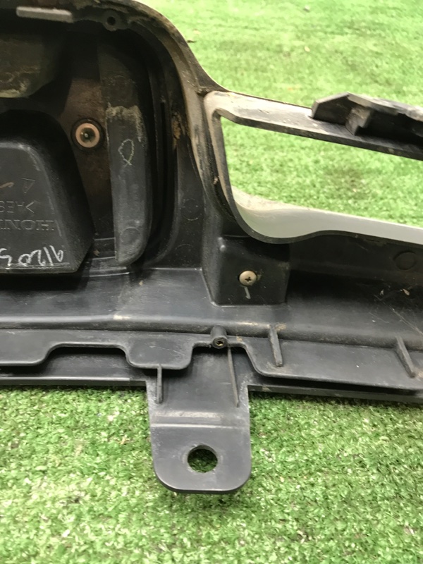 Решетка радиатора Honda Civic 2005 FD1