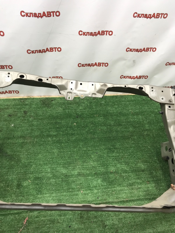 Рамка радиатора Honda Civic 2005 FD1