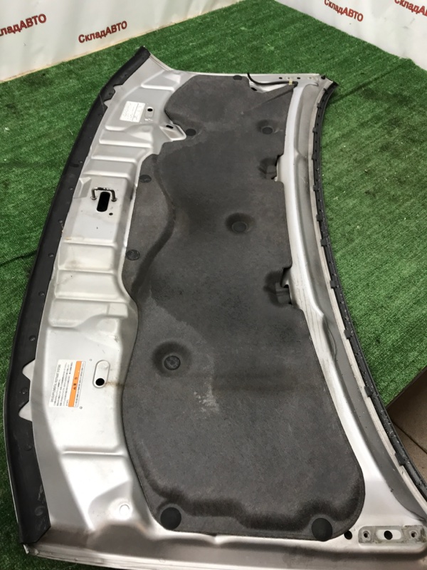 Капот Honda Stepwgn