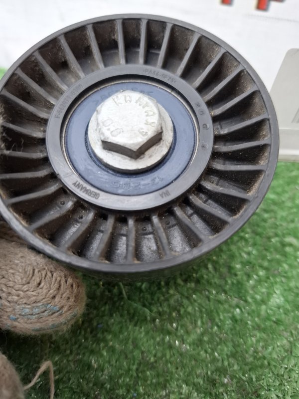 Ролик обводной навесного оборудования Skoda Yeti