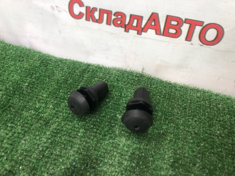 Отбойник крышки багажника VOLKSWAGEN Passat 2008 B6