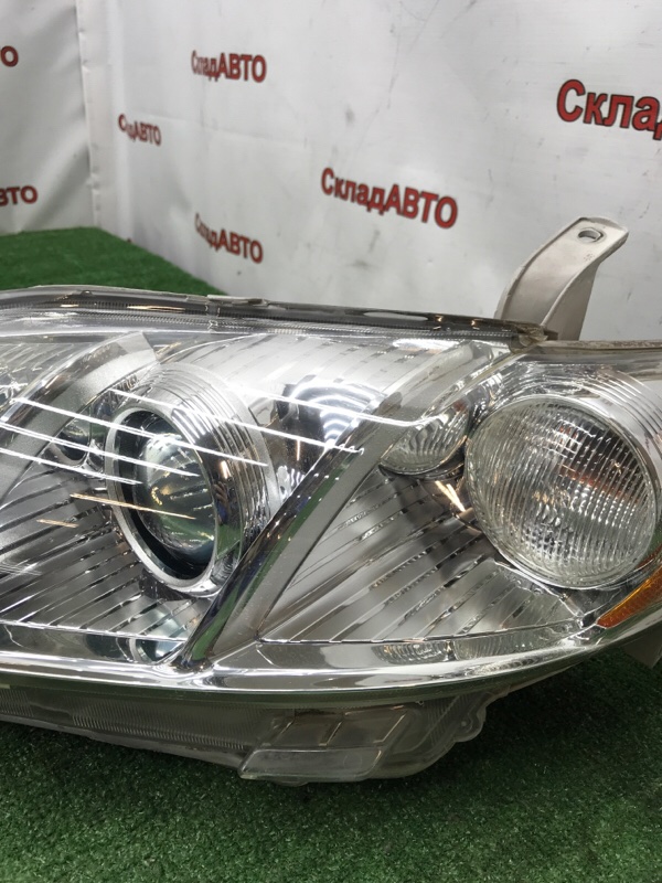 Фара ксеноновая Toyota Camry 2007 ACV40