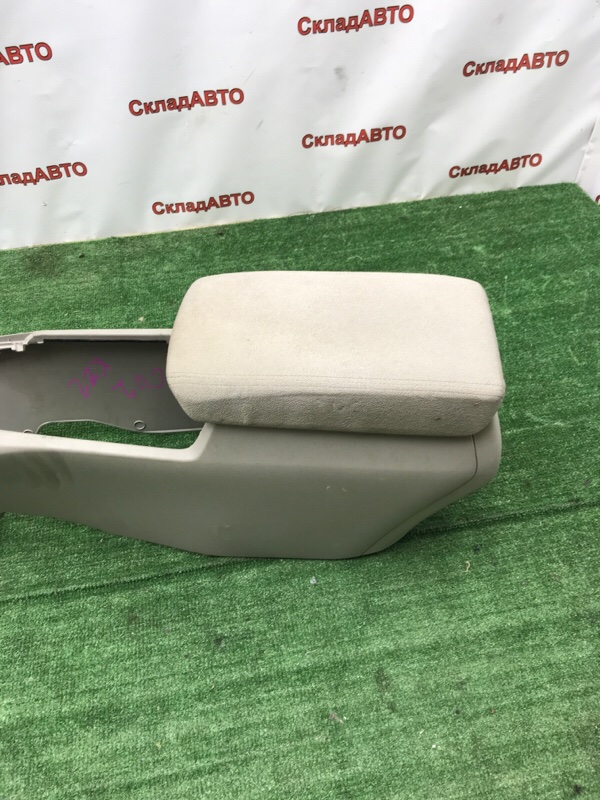 Консоль подлокотника Honda Accord 2009 CU2