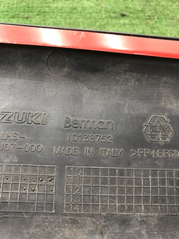 Молдинг двери Suzuki SX4 2006-2013