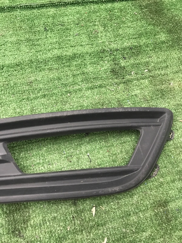 Накладка Ford Focus 3 2010-2019