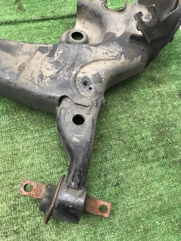 Балка подвески MITSUBISHI COLT PLUS 2007 Z23W