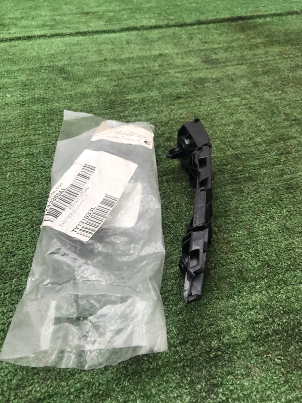 Крепления бампера Toyota RAV4 2005-2012