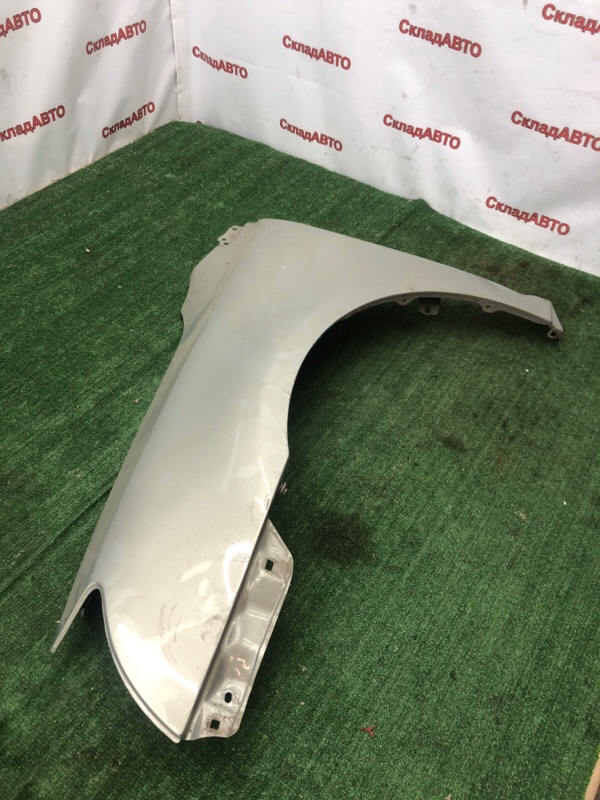 Крыло Toyota Avensis 2006-2008 T250