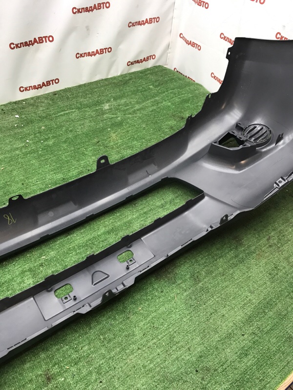 Бампер Toyota Hilux 2011-2015