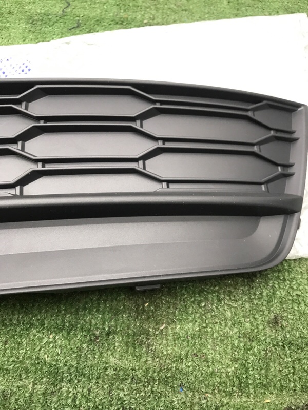 Заглушка ПТФ Skoda Rapid 2017-2020