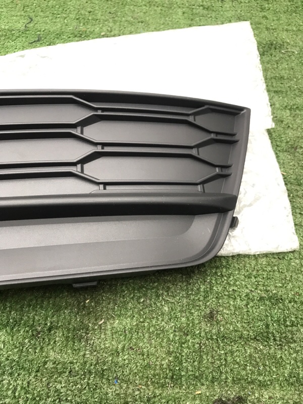 Заглушка ПТФ Skoda Rapid 2017-2020