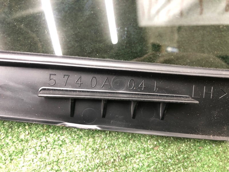Форточка двери MITSUBISHI Lancer 2009 CX4A