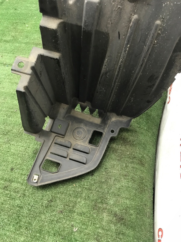 Подкрылок Honda Stepwgn 3 2001-2003