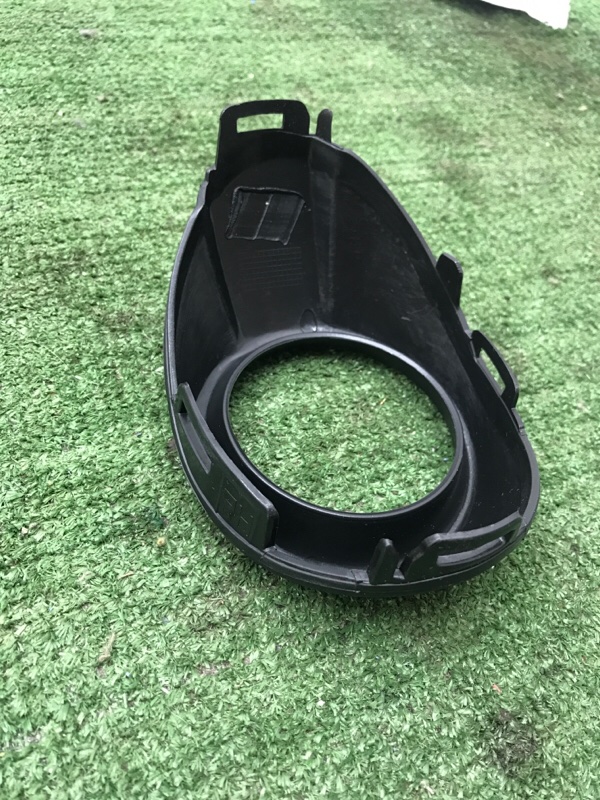 Рамка ПТФ Ford Focus 3 2011-2014