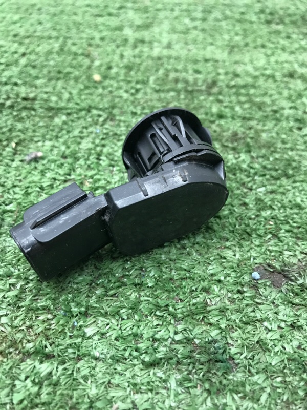 Датчик парковки Toyota Land Cruiser 2012-2015