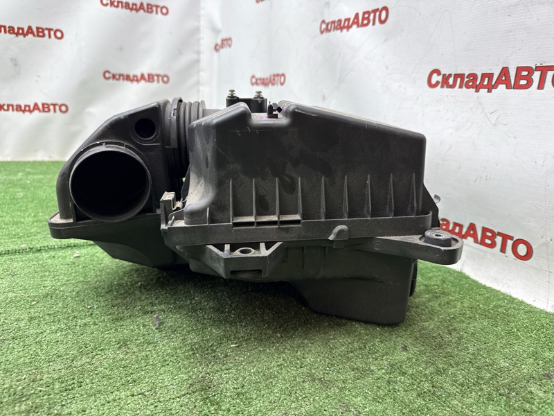Корпус воздушного фильтра Honda Civic 2005 FD1