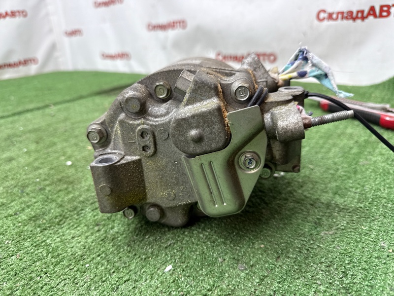 Компрессор кондиционера Honda Civic 2005 FD1