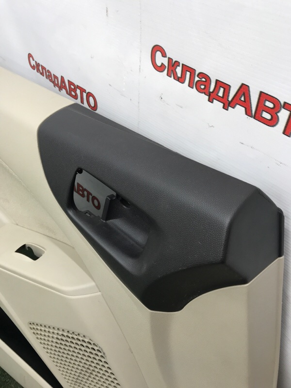 Обшивка двери MITSUBISHI COLT PLUS 2007 Z23W