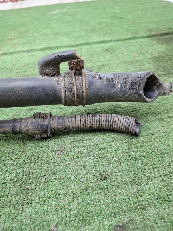 Горловина топливного бака NISSAN March 2009 AK12