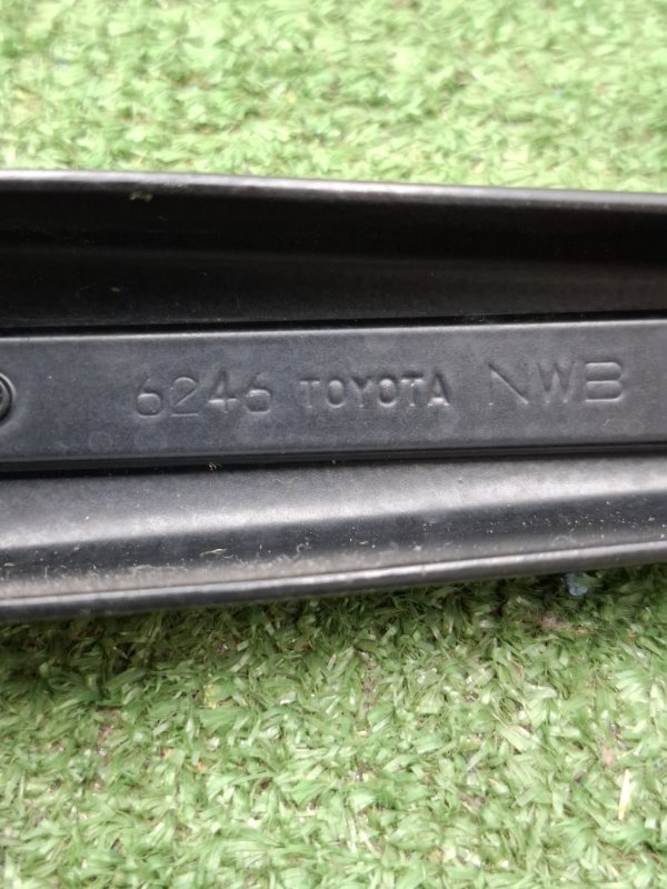 Поводок дворника Toyota Estima 2003 ACR40W