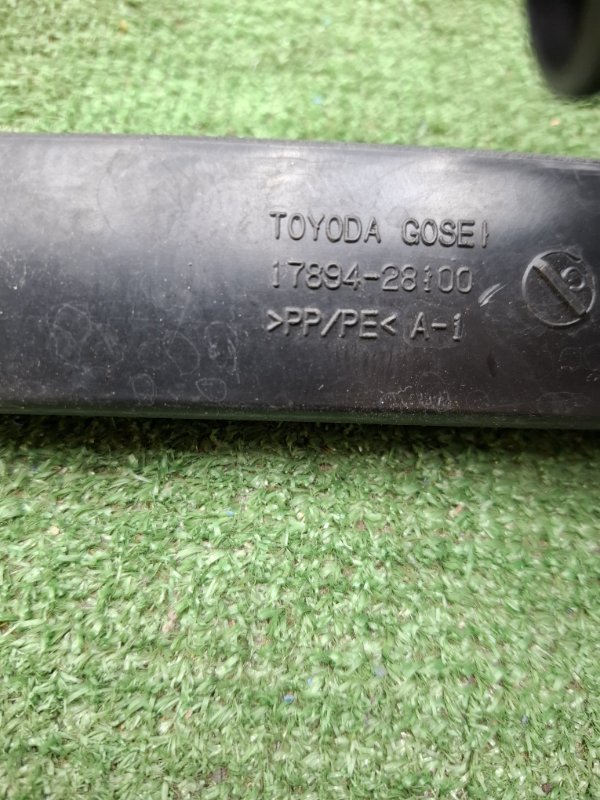 Патрубок воздушного фильтра Toyota Camry 2006 ACV40