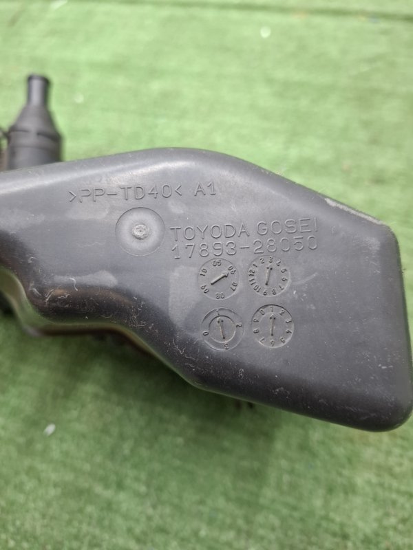Патрубок воздушного фильтра Toyota Camry 2006 ACV40