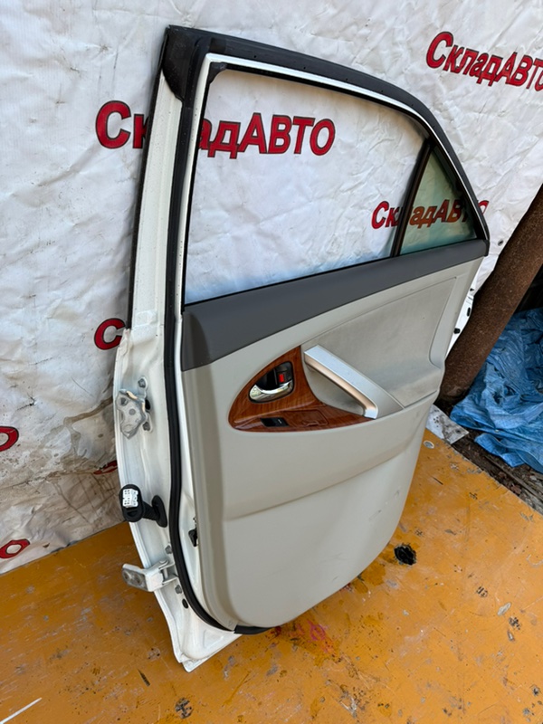 Дверь Toyota Camry 2006 ACV40
