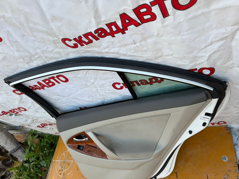 Дверь Toyota Camry 2006 ACV40