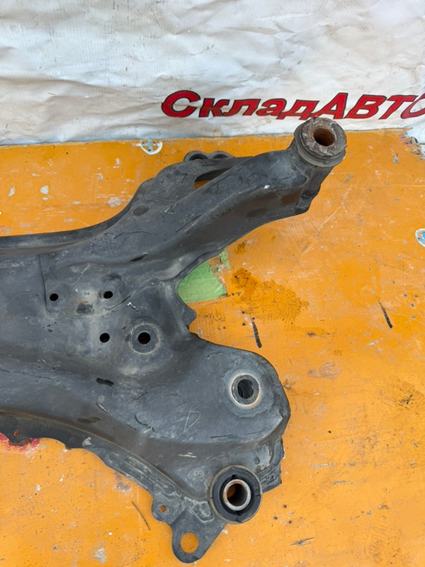 Подрамник Toyota Estima 2008 ACR50W