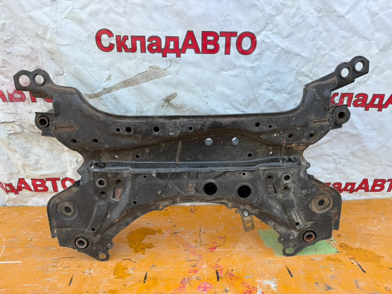 Подрамник Toyota AVENSIS 2012 ZRT272