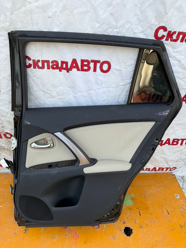 Дверь Toyota AVENSIS 2012 ZRT272