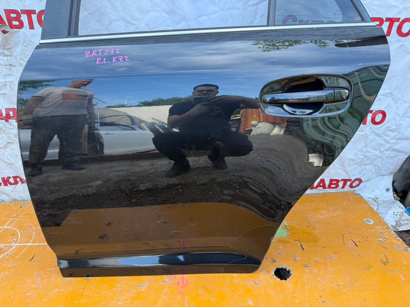 Дверь Toyota AVENSIS 2012 ZRT272