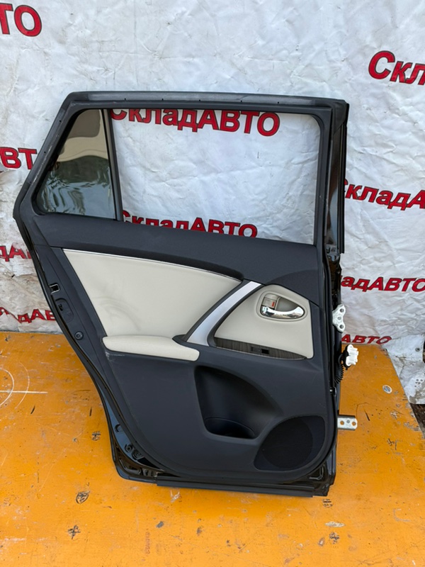 Дверь Toyota AVENSIS 2012 ZRT272