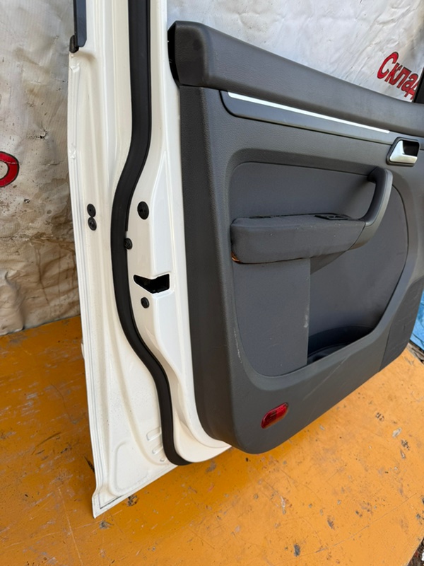 Дверь VOLKSWAGEN Touran 2011 1T3