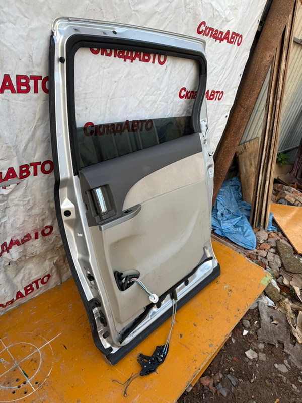 Дверь Toyota Estima 2008 ACR50W
