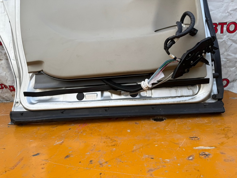 Дверь Toyota Estima 2008 ACR50W