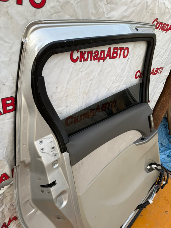 Дверь Toyota Estima 2008 ACR50W