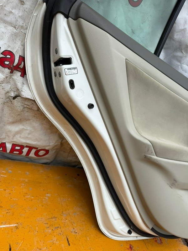 Дверь Toyota Camry 2006 ACV40