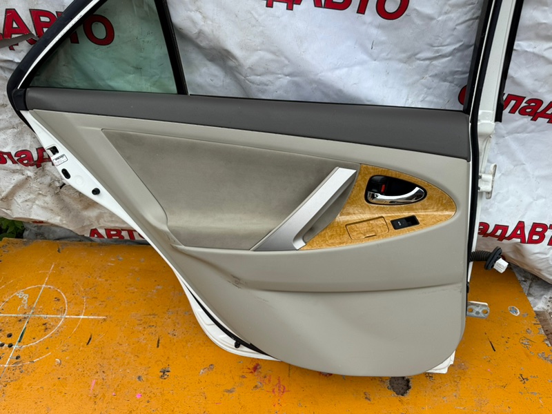 Дверь Toyota Camry 2006 ACV40