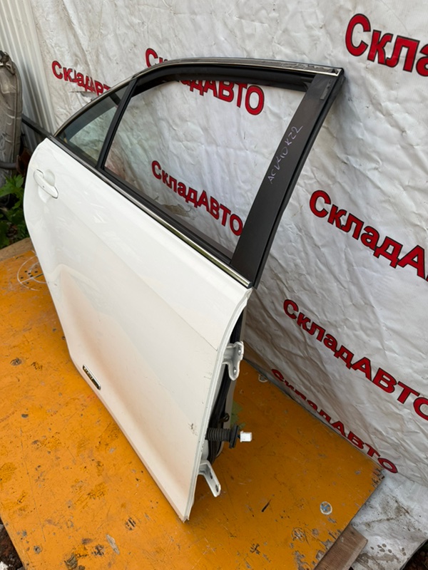 Дверь Toyota Camry 2006 ACV40