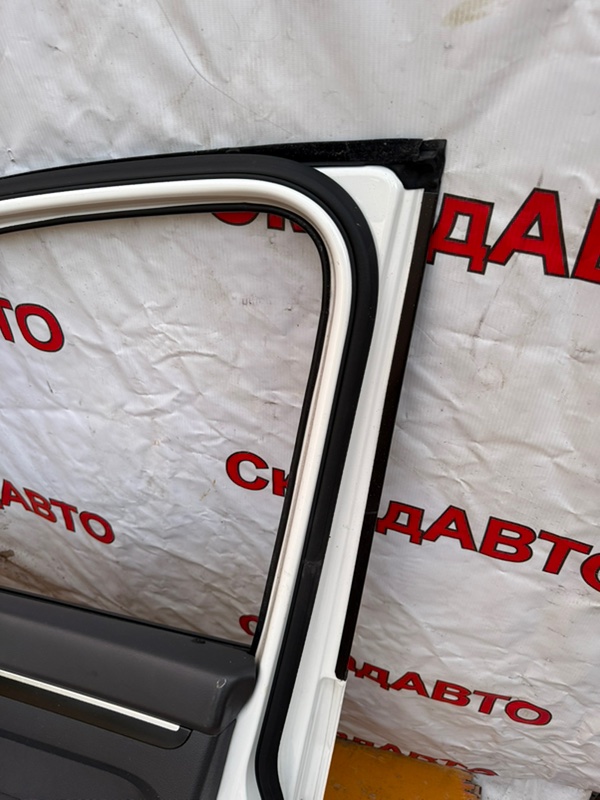 Дверь VOLKSWAGEN Touran 2011 1T3