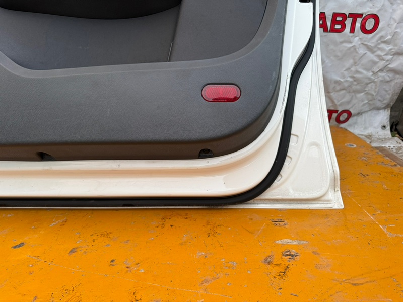 Дверь VOLKSWAGEN Touran 2011 1T3